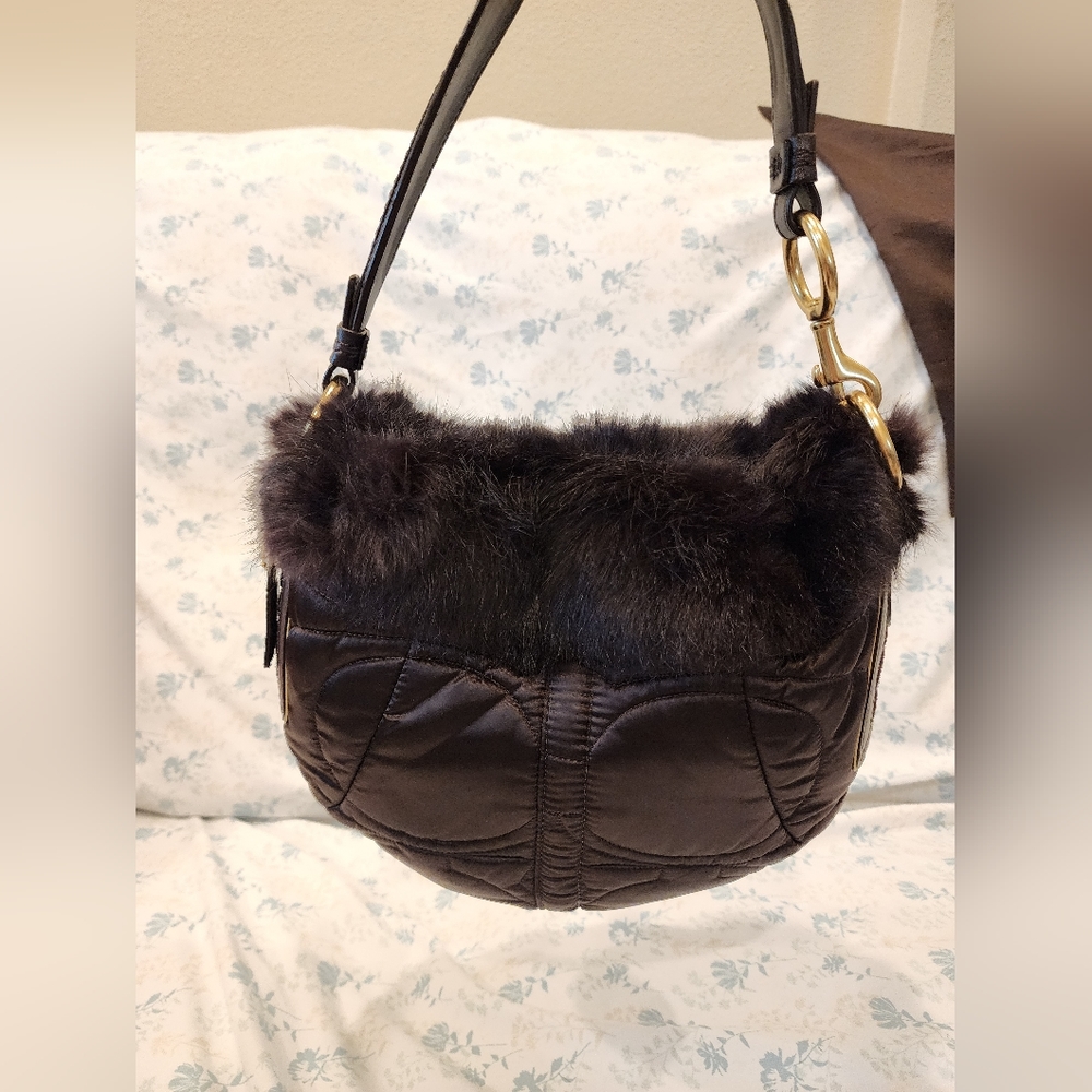 Coach Soho ski hobo w/rabbit fur, suede & leather, medium size chocolate brown,